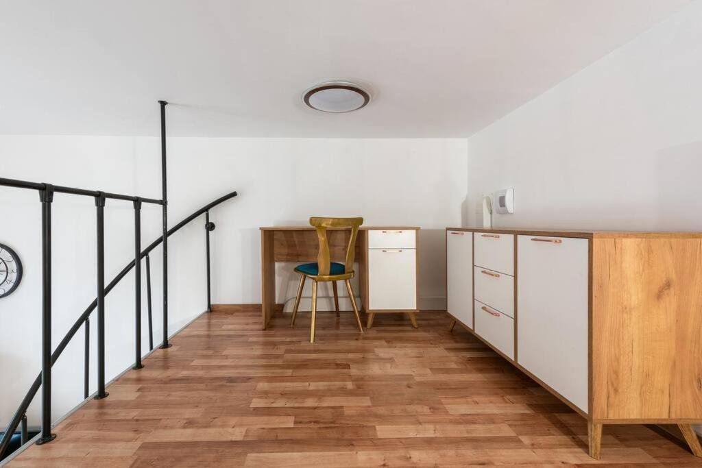 Apartment Mountain 40m2 Balkon Antresola 4 Osoby Krakau